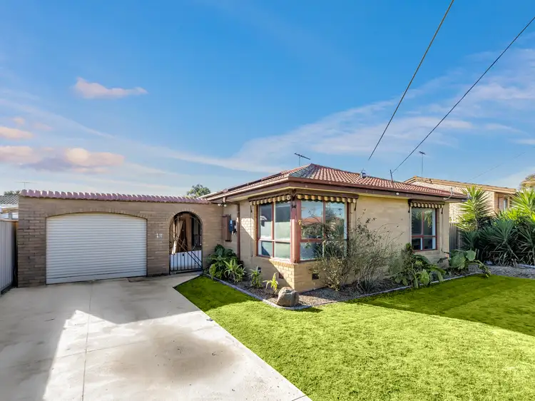 13 Charinga Drive, Werribee VIC 3030