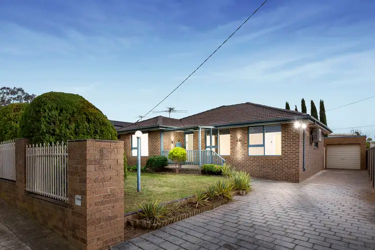 12 Burke Road, Sunbury VIC 3429