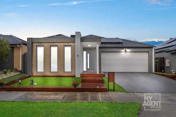 16 Broadleaf Drive, Epping VIC 3076