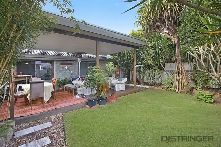 2/6 Cantwell Court, Miami QLD 4220