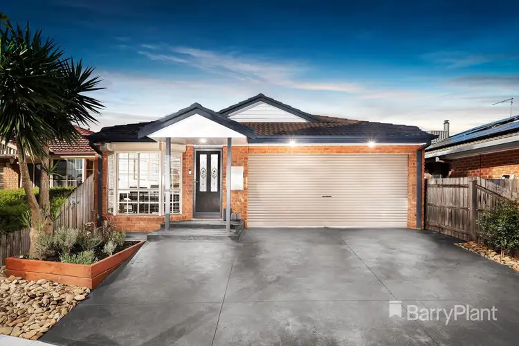 11 Bentley Way, Mill Park VIC 3082