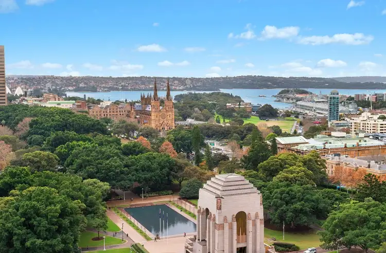 2101/157 Liverpool Street