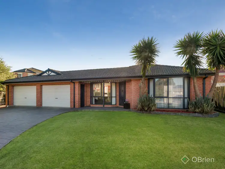 Second view of Homely house listing, 3 Alison Place, Aspendale Gardens VIC 3195