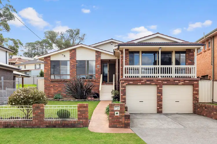 Main view of Homely house listing, 32 Morse Avenue, Kanahooka NSW 2530