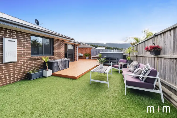 73 Wallbank Way, Bulli NSW 2516