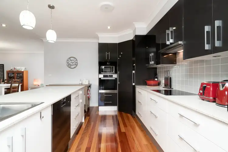 Sixth view of Homely house listing, 14 Margot Close, Bolwarra Heights NSW 2320