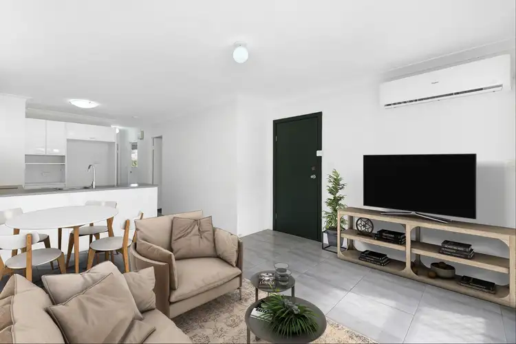 Second view of Homely apartment listing, 5/25 Lenneberg Street, Southport QLD 4215