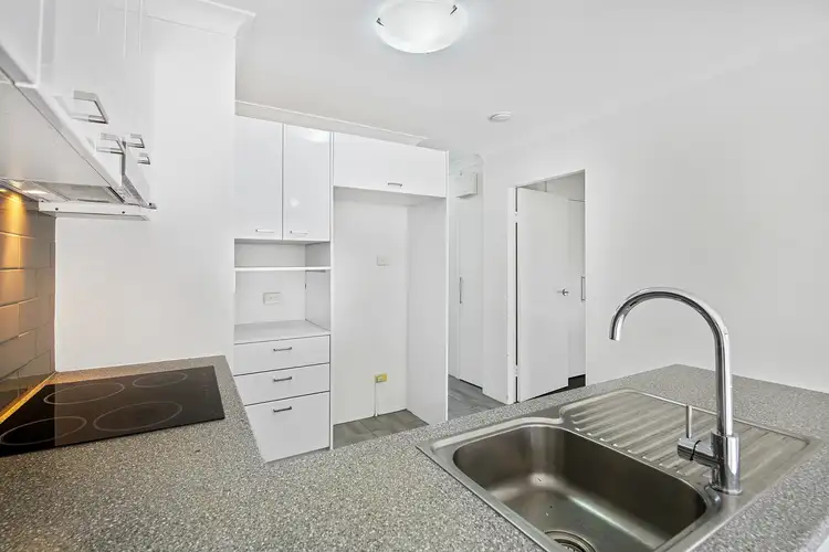 Fourth view of Homely apartment listing, 5/25 Lenneberg Street, Southport QLD 4215
