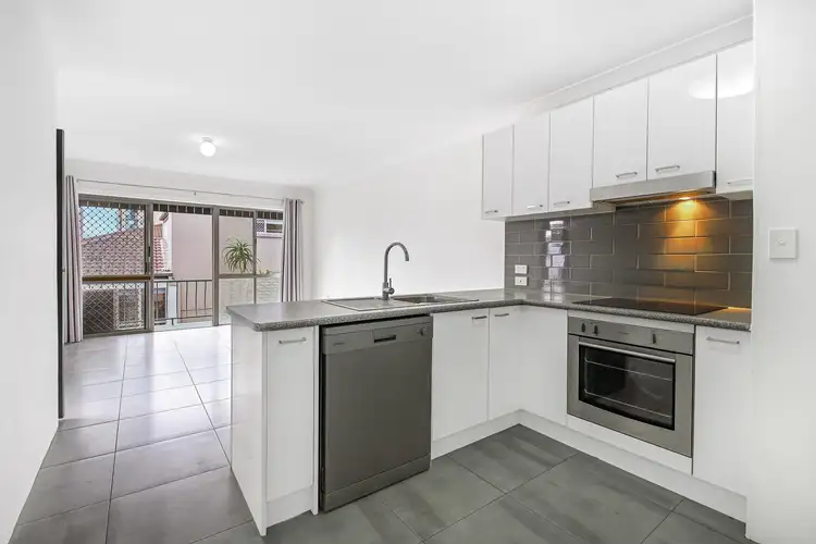 Fifth view of Homely apartment listing, 5/25 Lenneberg Street, Southport QLD 4215