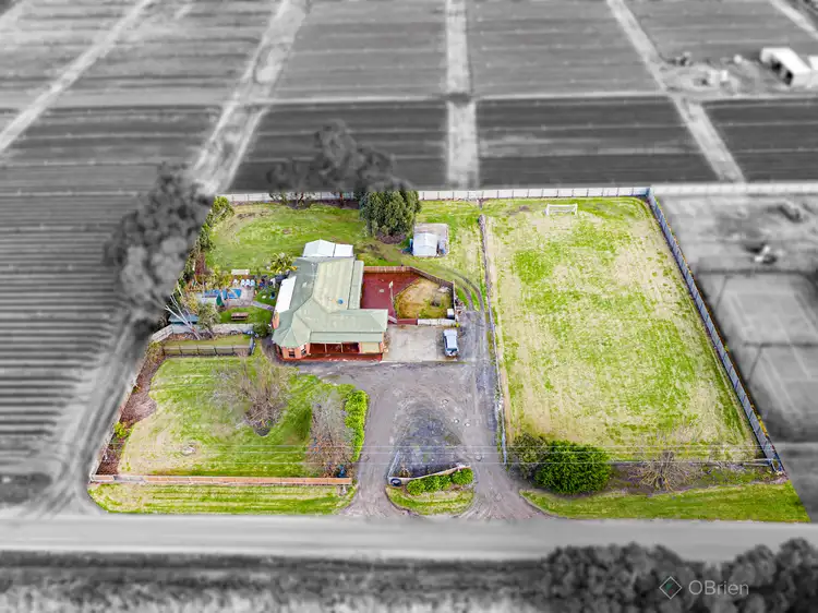 112 Beechers Road, Clyde VIC 3978