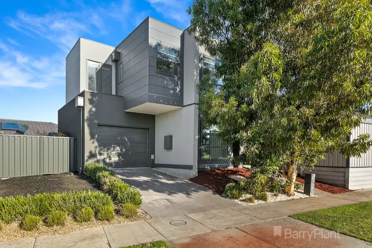 Main view of Homely townhouse listing, 81B Elmslie Drive, Cranbourne East VIC 3977