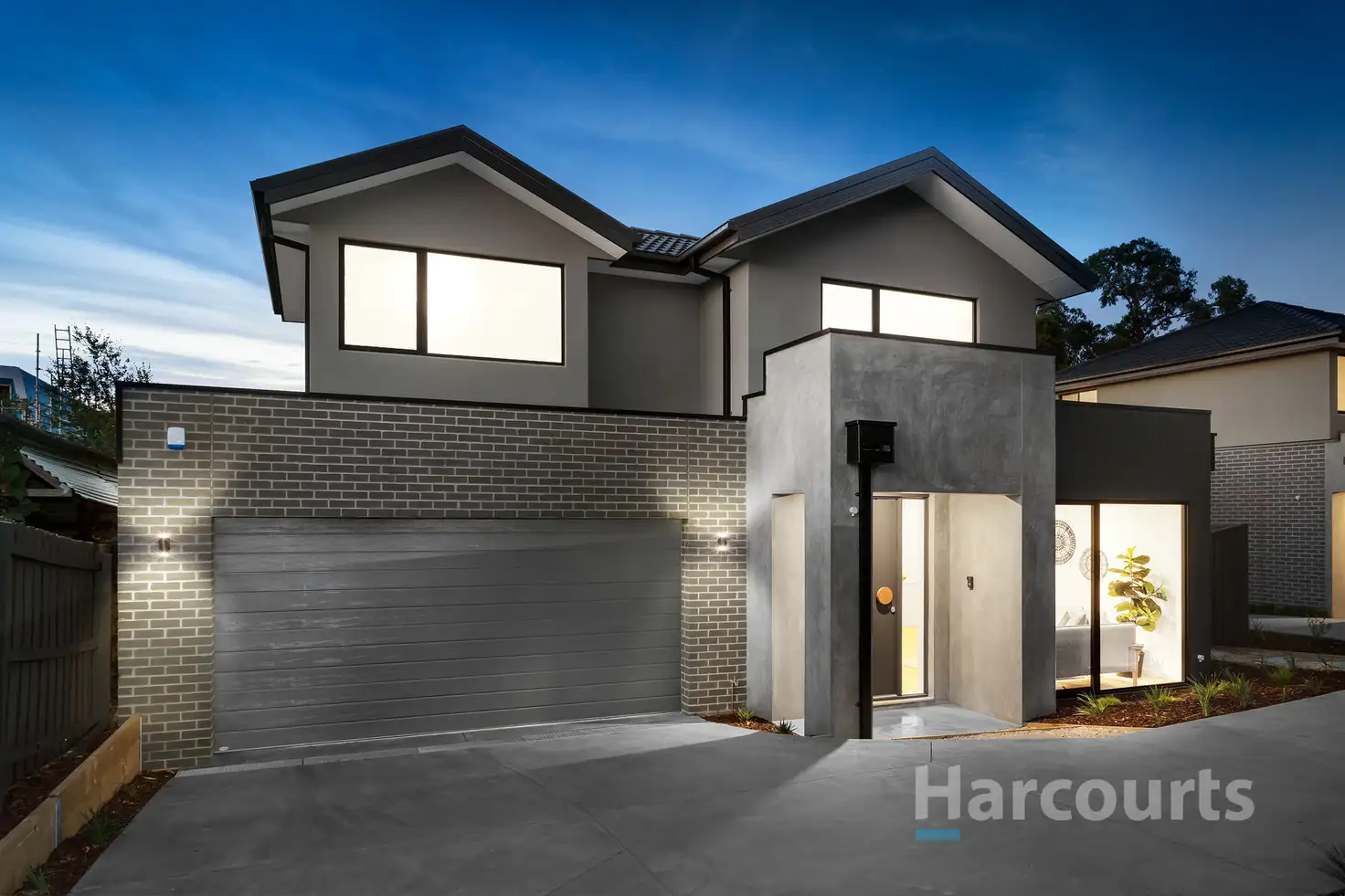 Main view of Homely townhouse listing, 2/39 Allanfield Crescent, Boronia VIC 3155