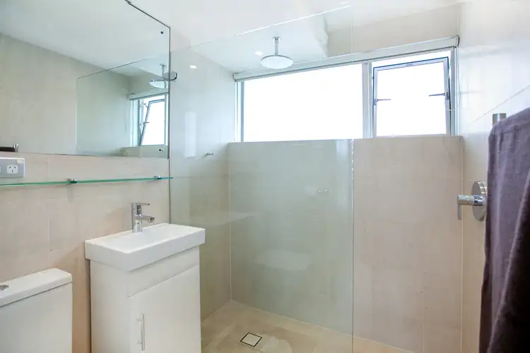 Sixth view of Homely unit listing, 4/30 Moore Road, Freshwater NSW 2096