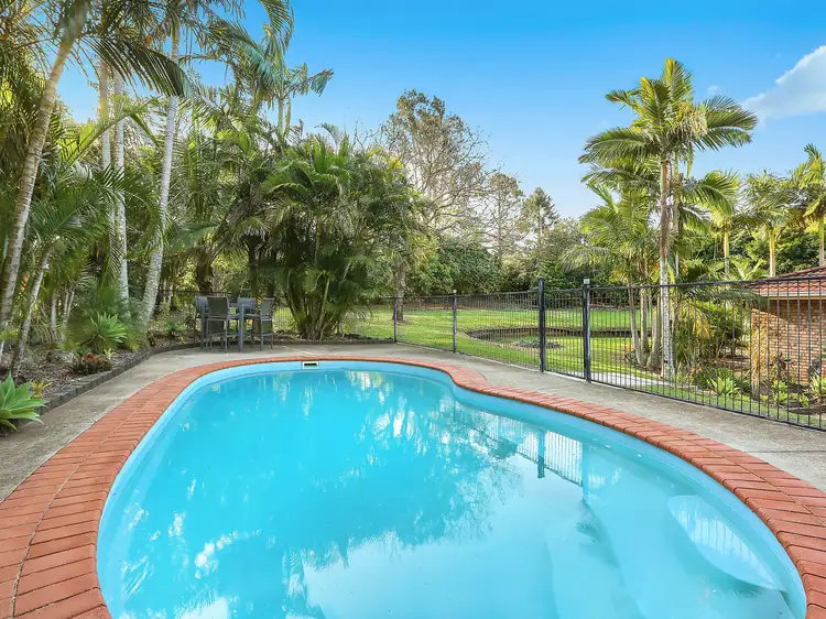107 Railway Parade, Glass House Mountains QLD 4518