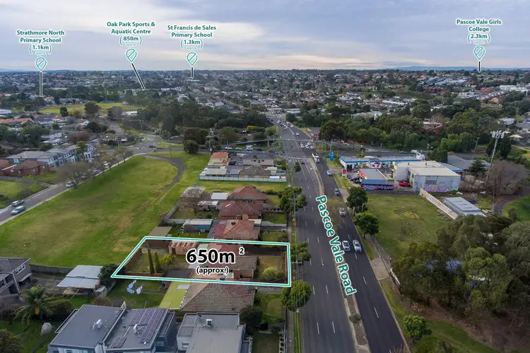 Sixth view of Homely house listing, 483 Pascoe Vale Road, Strathmore VIC 3041