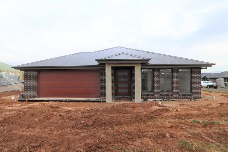 2 Percival Place, Kelso NSW 2795