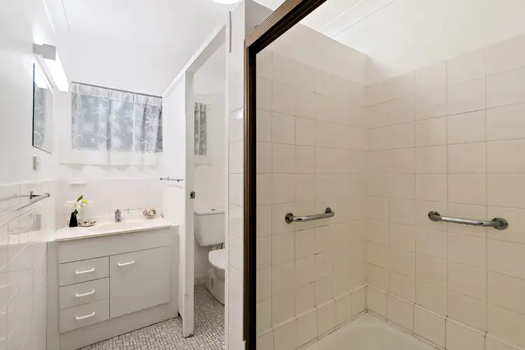 Sixth view of Homely unit listing, 2/26 Crombie Street, Clayfield QLD 4011