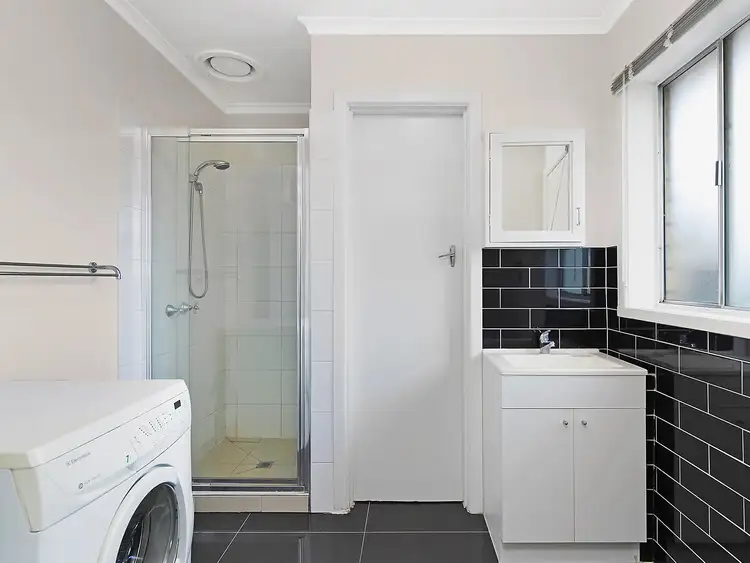 Sixth view of Homely unit listing, 1/62 Kedleston Road, Herne Hill VIC 3218