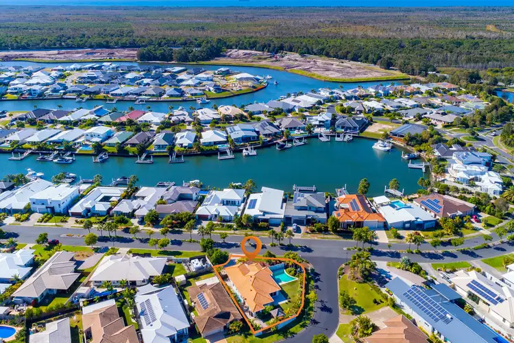 158 Marina Boulevard, Banksia Beach QLD 4507