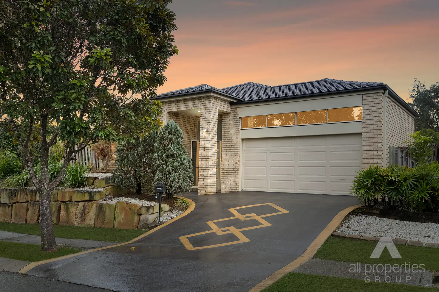 Main view of Homely house listing, 5 Tweeddale Circuit, Drewvale QLD 4116