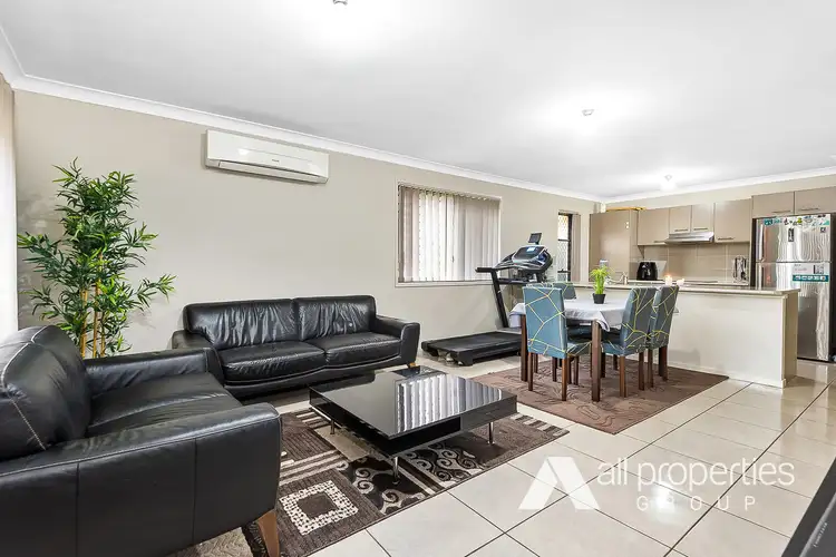 Fifth view of Homely house listing, 10 Dinnigan Crescent, Durack QLD 4077