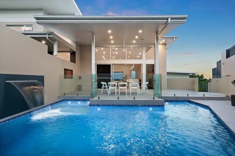 1 The Shores Way, Belmont NSW 2280