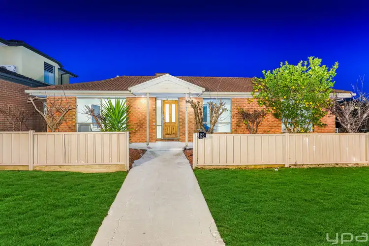 26 Pinnaroo Circuit, Meadow Heights VIC 3048