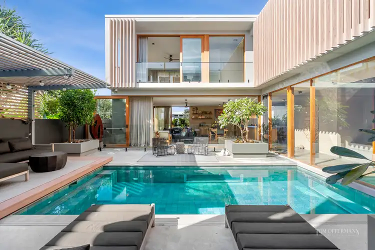 8 Stevens Street, Sunshine Beach QLD 4567