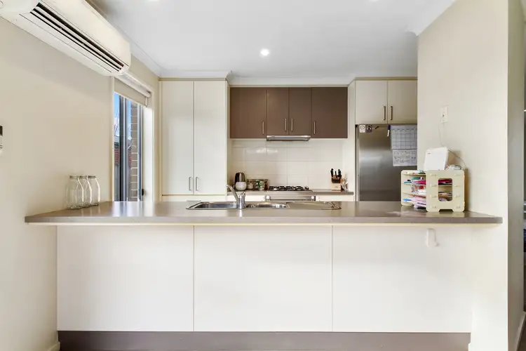 Fifth view of Homely house listing, 118 Hammersmith Circuit, Traralgon VIC 3844