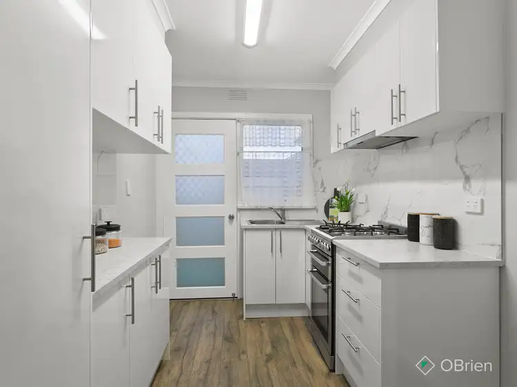 Fifth view of Homely unit listing, 3/37 Broadway, Bonbeach VIC 3196