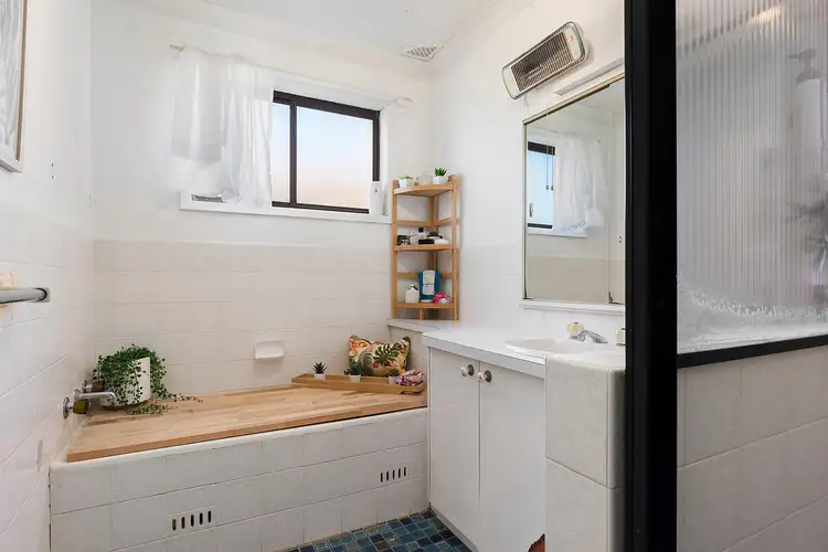 Sixth view of Homely house listing, 8 Glenview Place, Engadine NSW 2233