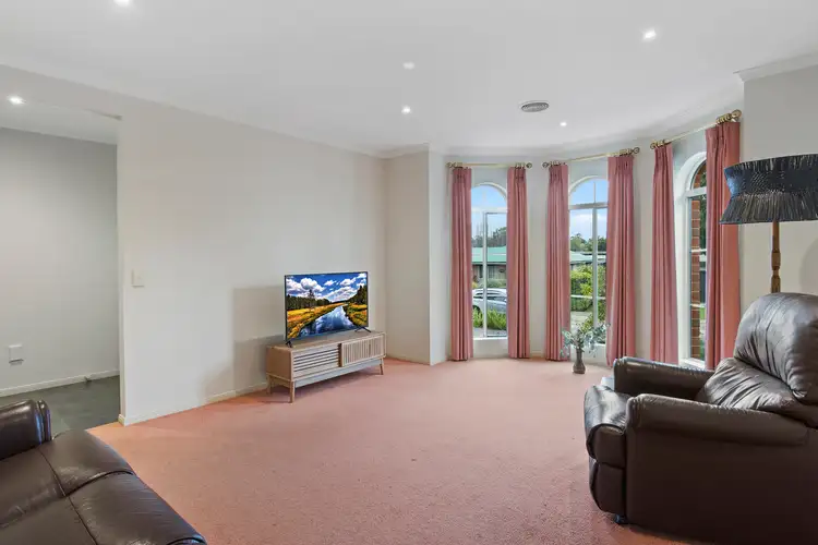 Second view of Homely house listing, 3 Cheviot Place, East Bendigo VIC 3550