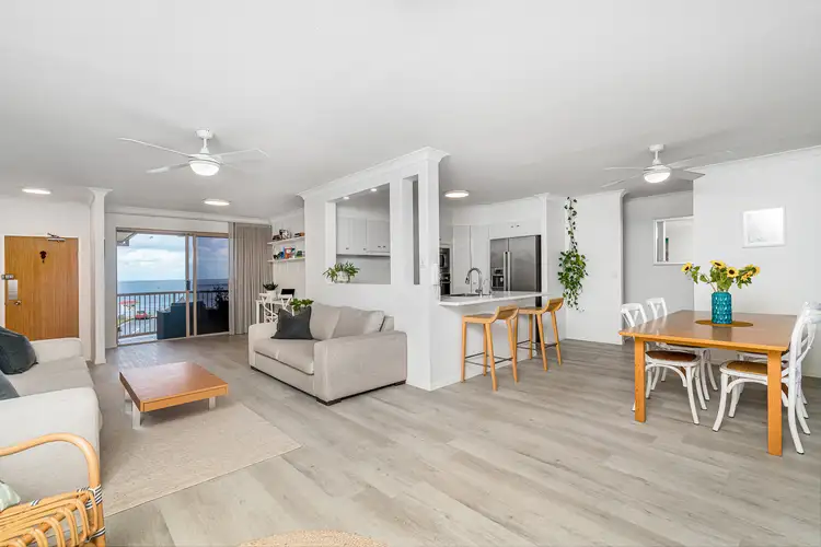 9/6 Petrie Street, Rainbow Bay QLD 4225
