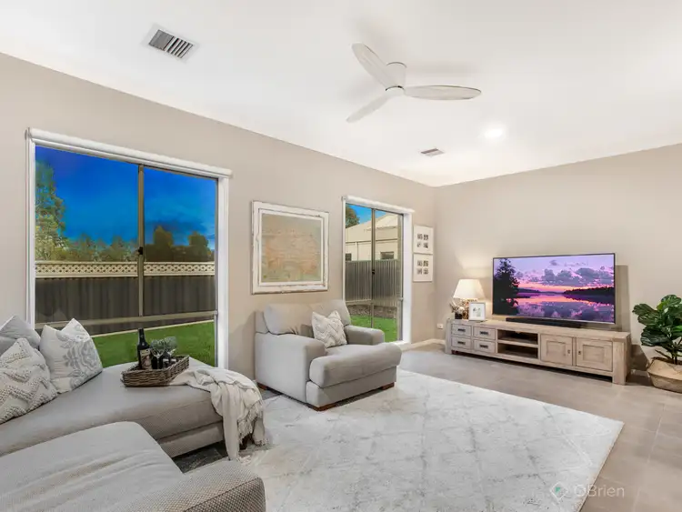 Fifth view of Homely house listing, 3 Laurina Link, Pakenham VIC 3810