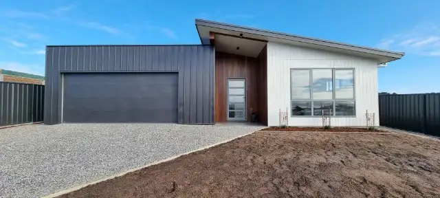 1A Glyde Street, Hawley Beach TAS 7307