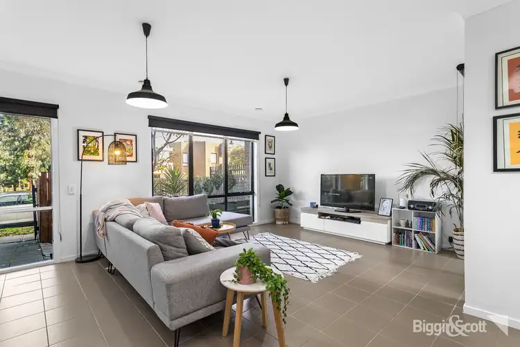 Second view of Homely house listing, 9 Crefden Street, Maidstone VIC 3012