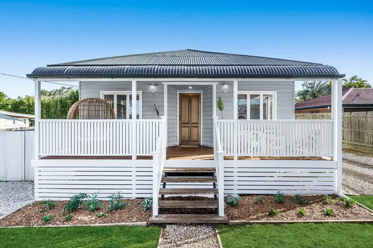 6 Charles Street, Birkdale QLD 4159