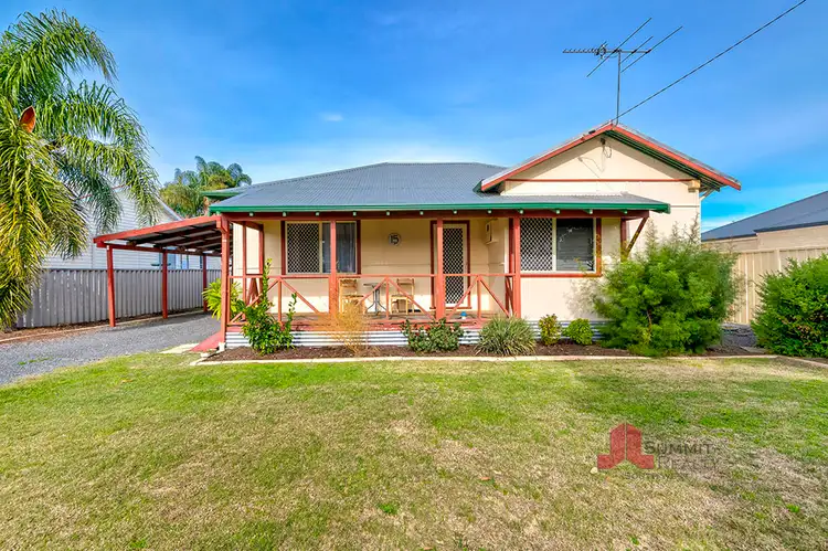 15 Woonnar Street, Carey Park WA 6230