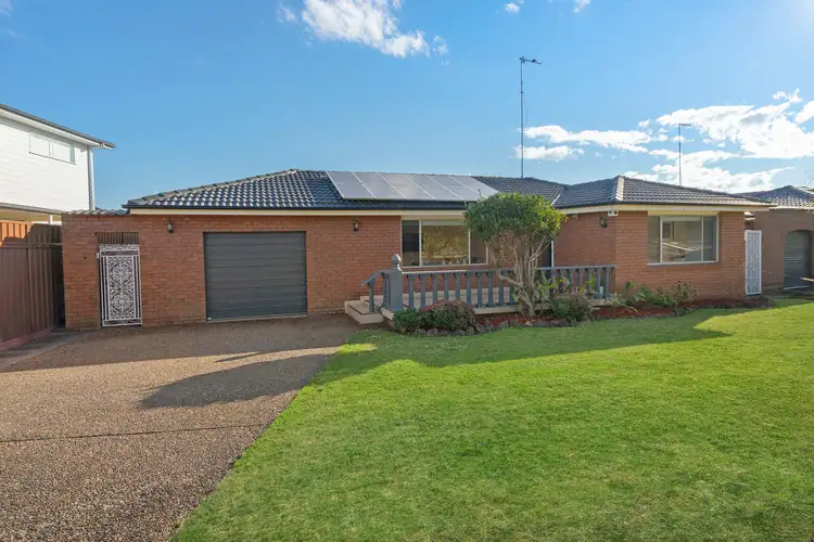 222 & 222a Banks Drive, St Clair NSW 2759