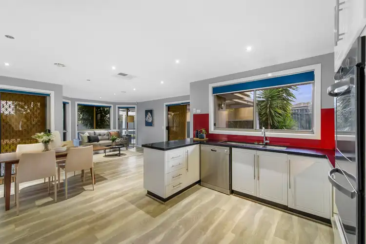 Fifth view of Homely house listing, 17 Saronvale Crescent, Hillside VIC 3037