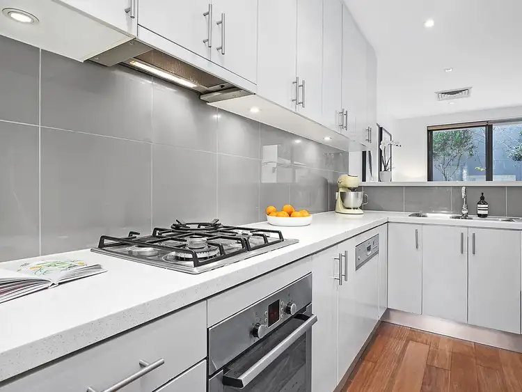 Sixth view of Homely townhouse listing, 8/2 Hamilton Avenue, Naremburn NSW 2065