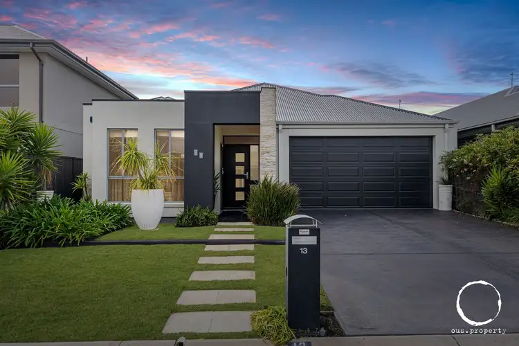 13 Nelson Crescent, Mawson Lakes SA 5095