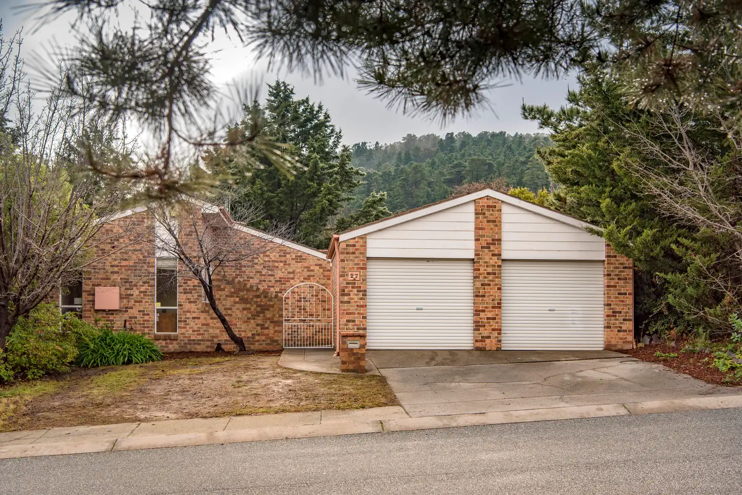 Main view of Homely house listing, 27 Ringrose Crescent, Isaacs ACT 2607