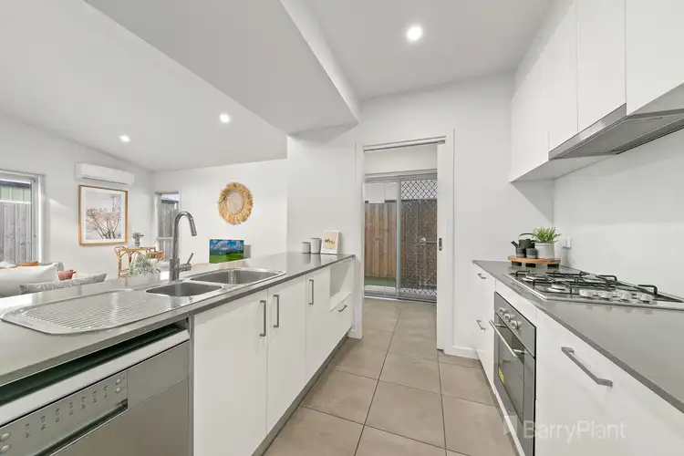 Sixth view of Homely house listing, 15 Llano Circuit, Berwick VIC 3806