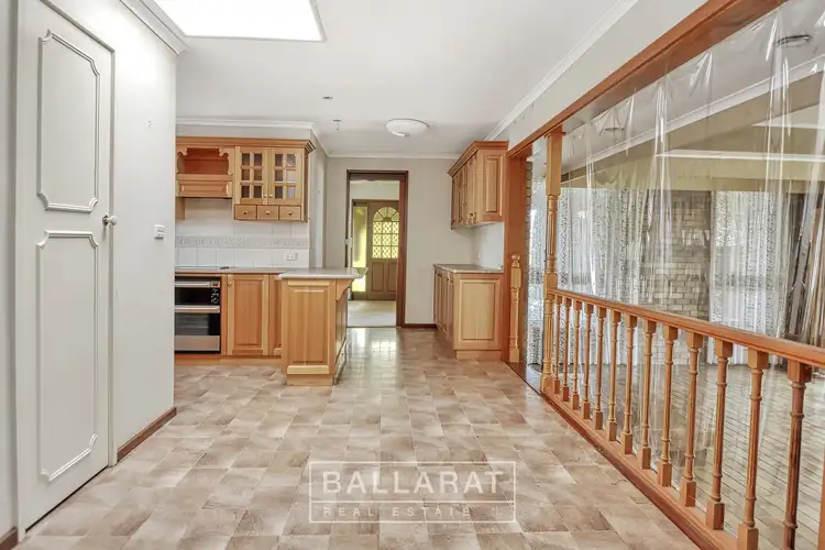 Sixth view of Homely house listing, 5 Victor Court, Maryborough VIC 3465