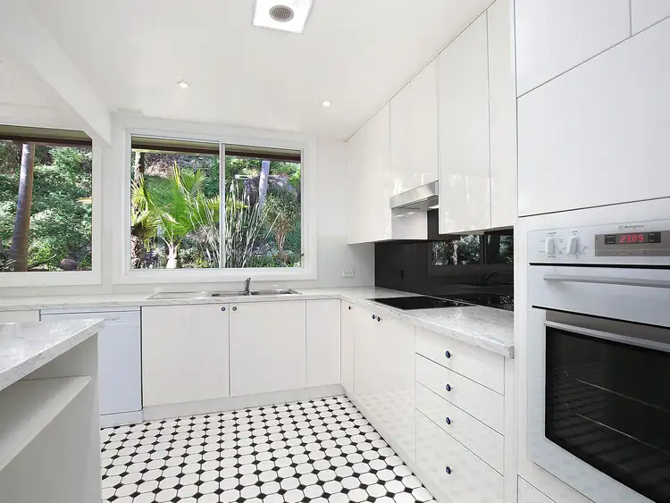 Fourth view of Homely house listing, 10 Joycelyn Close, Hornsby Heights NSW 2077