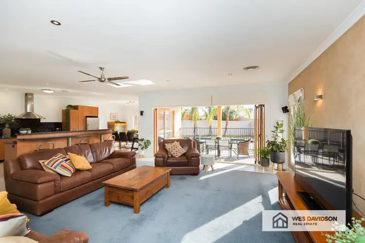 Sixth view of Homely house listing, 2 Regal Court, Horsham VIC 3400
