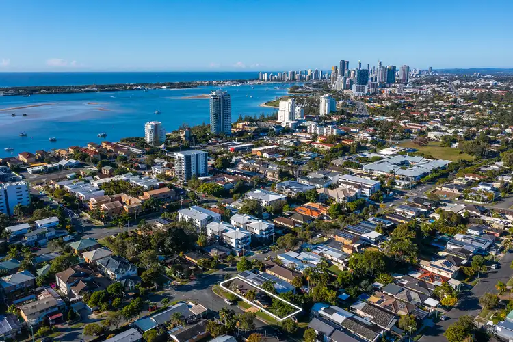 130 Muir Street, Labrador QLD 4215