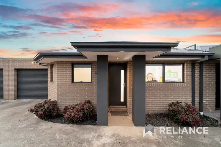 2/1D Wackett Street