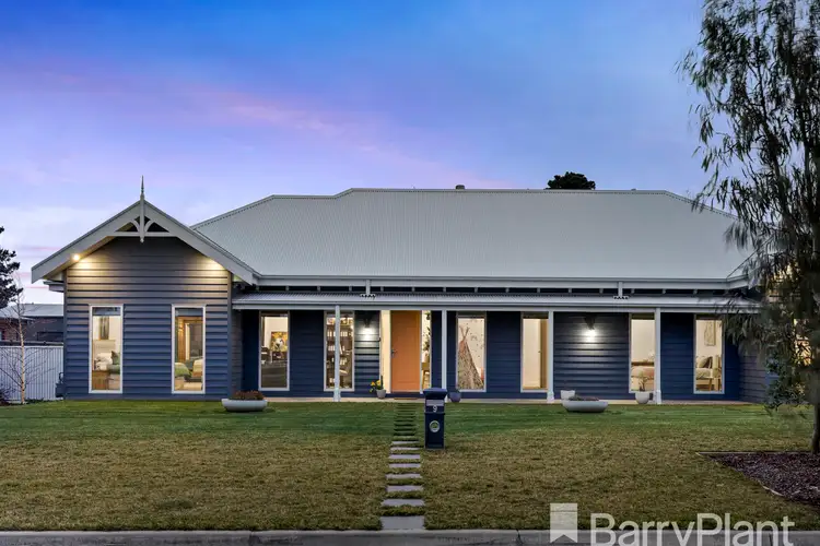 9 Treetop Drive, Cardigan VIC 3352
